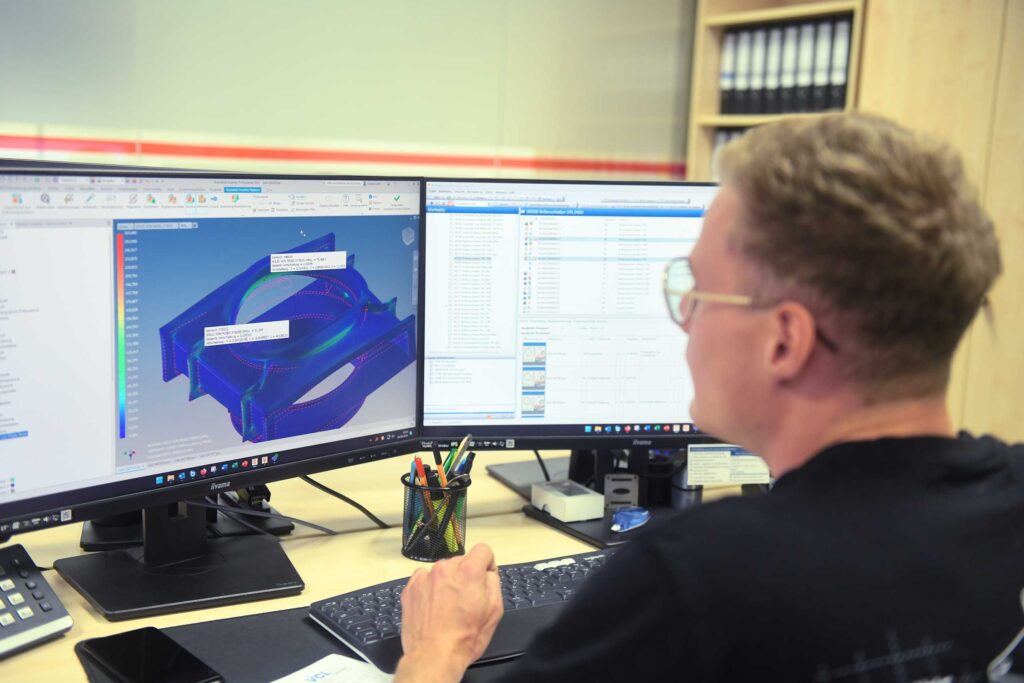 Engineering workplace screen 3