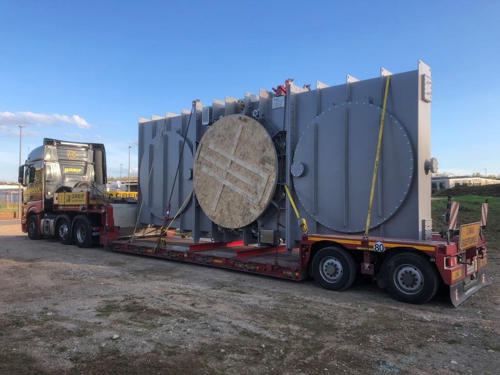 On the way Heavy haulage